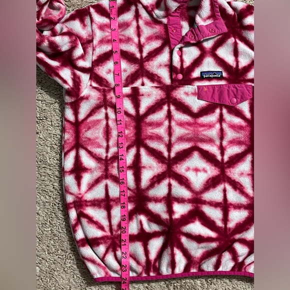 Patagonia Synchilla T-Fleece Pink & White Tie Dye Snap Button Pullover - Picture 9 of 10